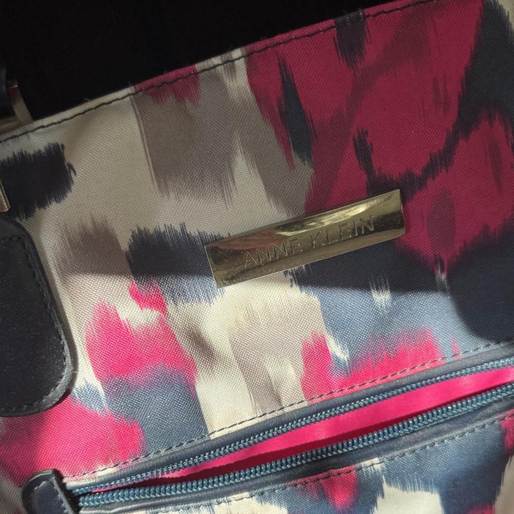 Colorful Patterned Tote Bag - Picture 4 of 4